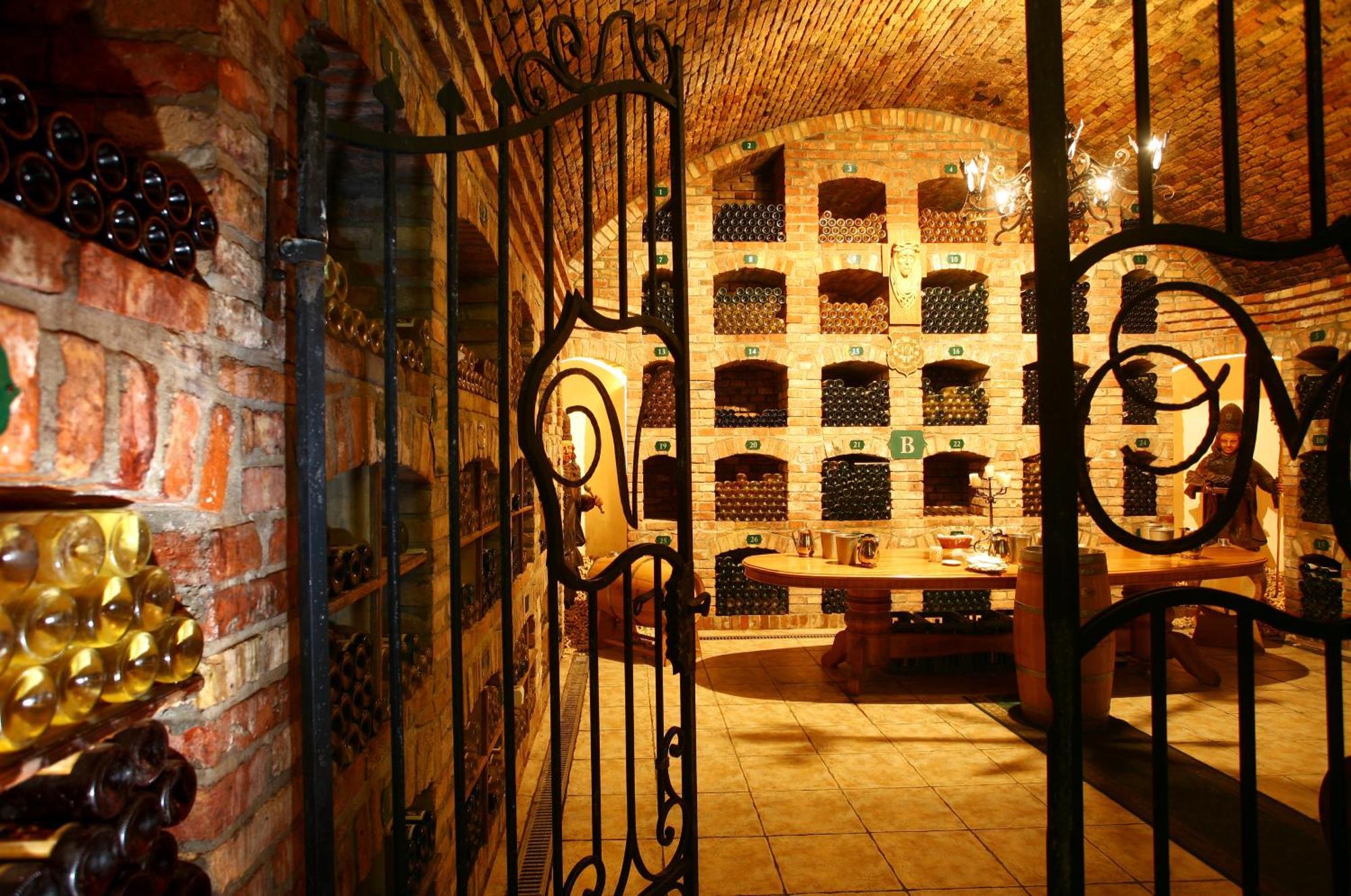 Hotel Matysak Братислава Ресторан фото
